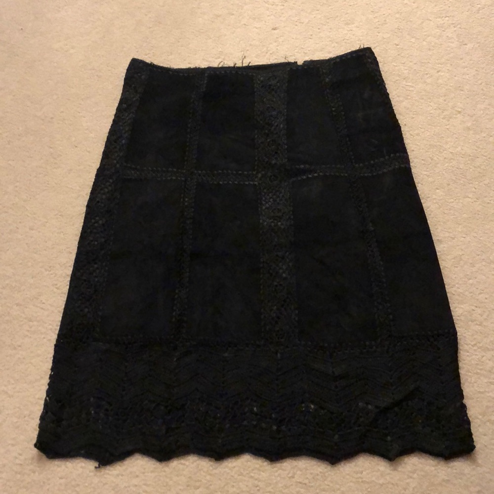 chic suede skirt